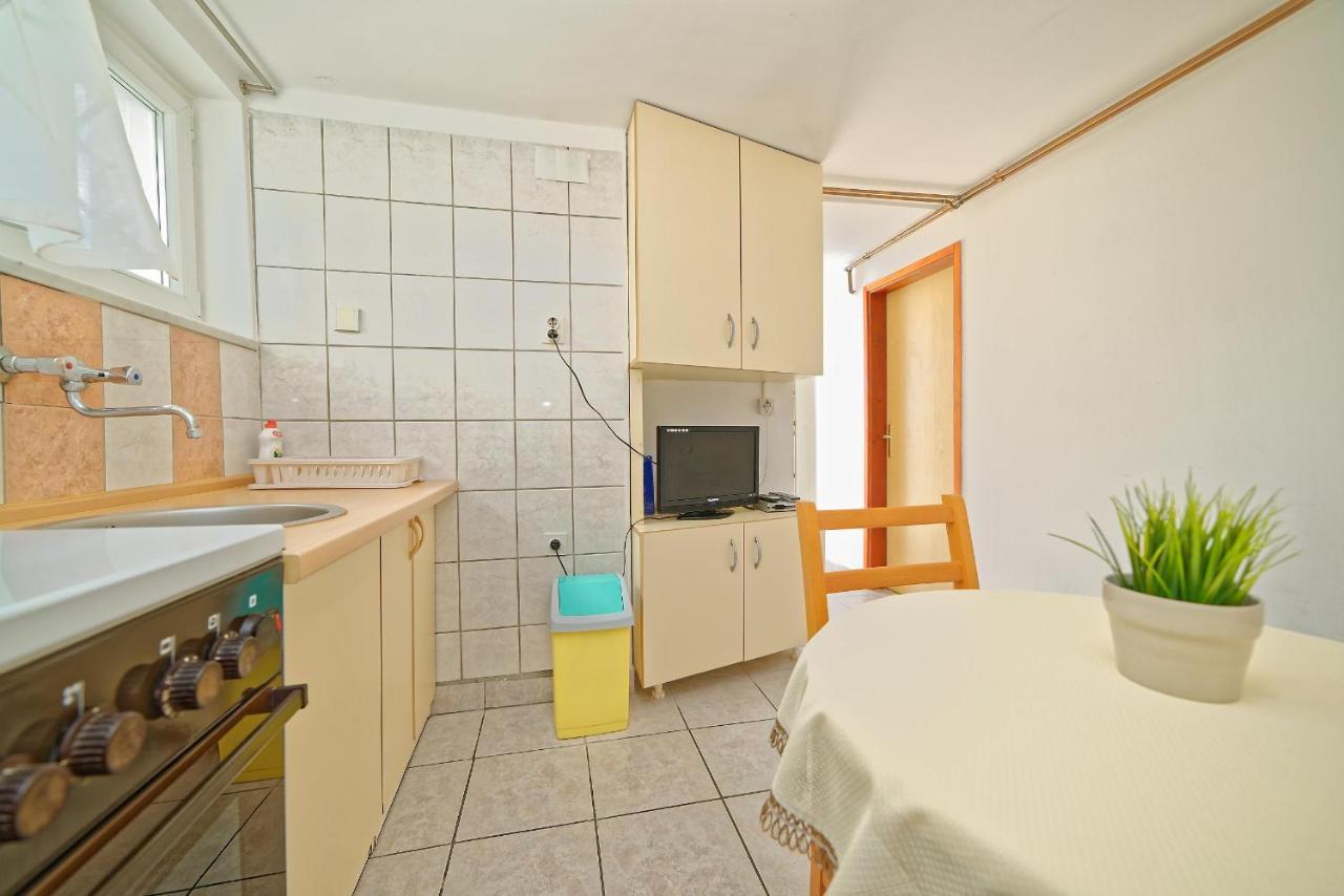 Apartments Vedrana Dobrinj Zewnętrze zdjęcie